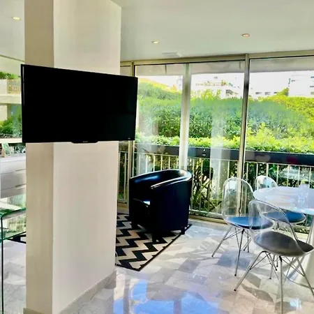Apartment Magnifique T2 Luxe Cannes Privee Piscine Tennis Restaurant *
